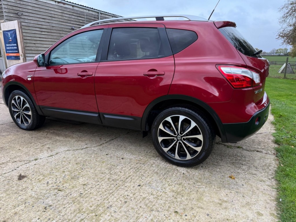NISSAN QASHQAI