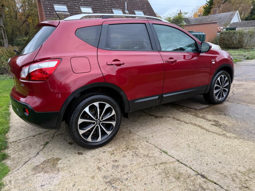 NISSAN QASHQAI