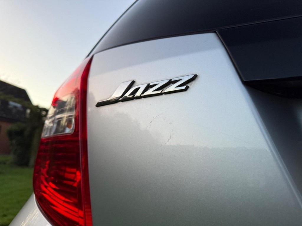 HONDA JAZZ