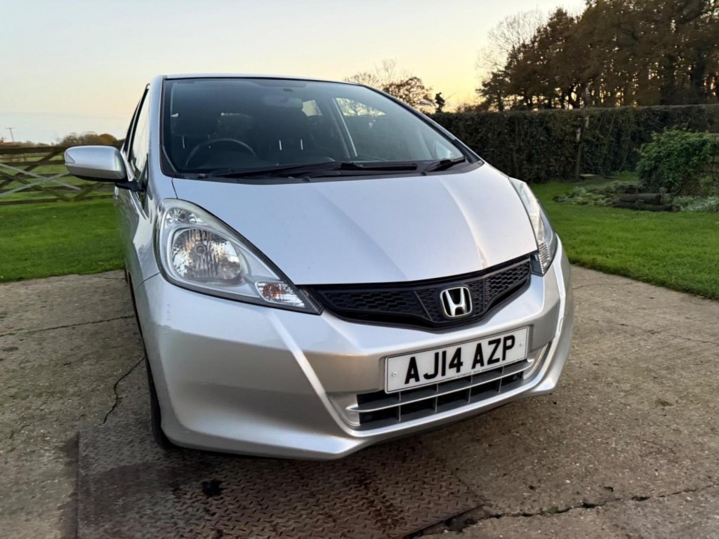 View HONDA JAZZ 1.4 i-VTEC ES Plus Euro 5 5dr