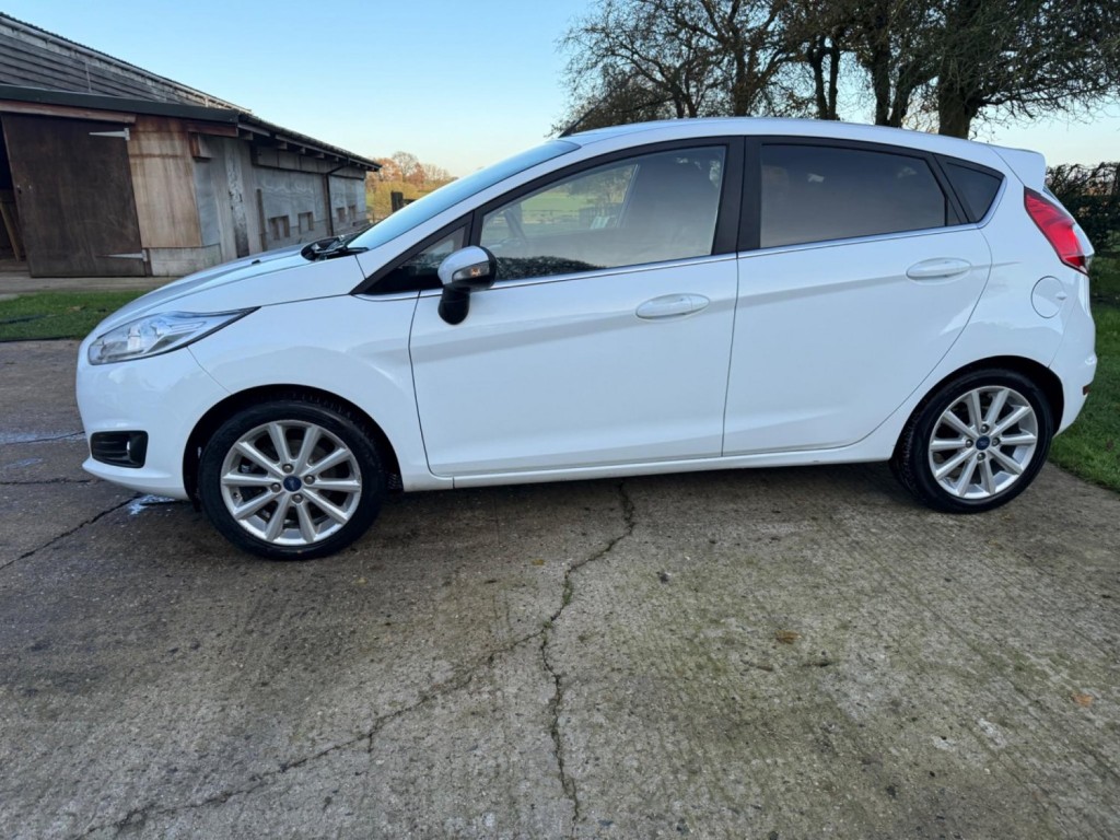 FORD FIESTA