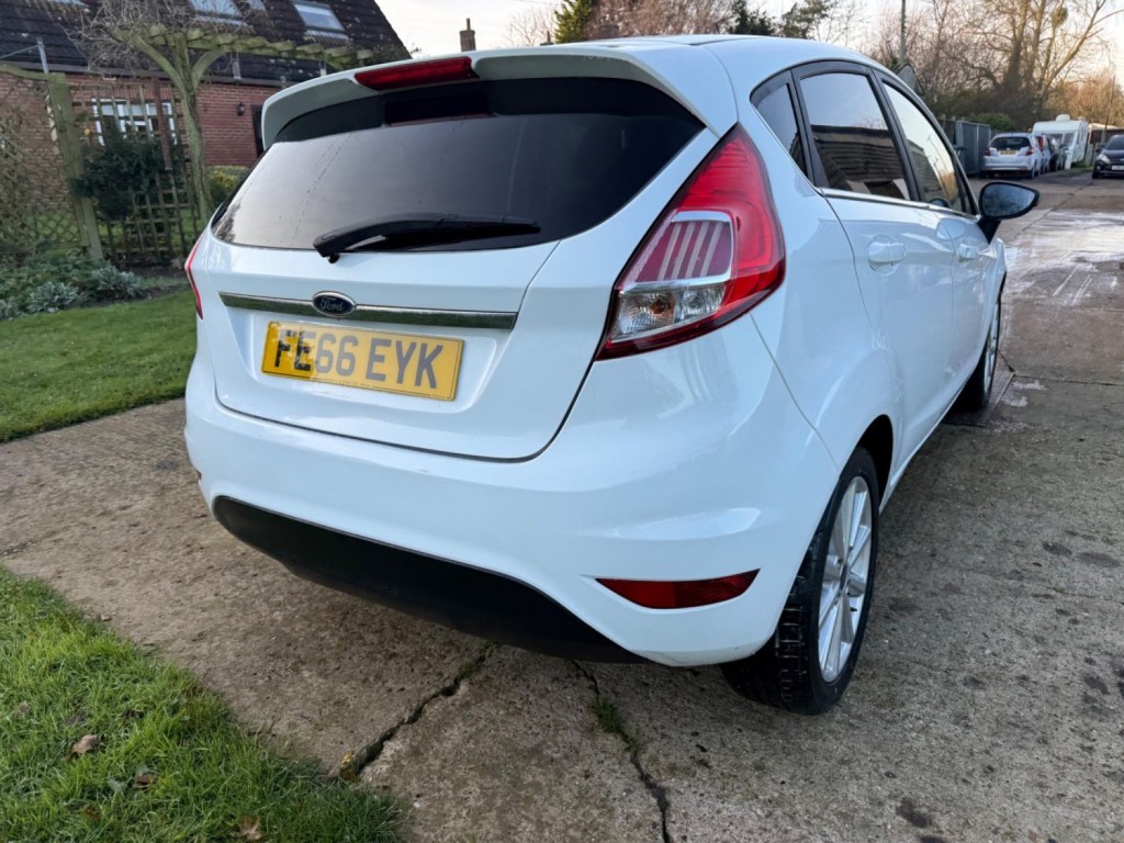 FORD FIESTA