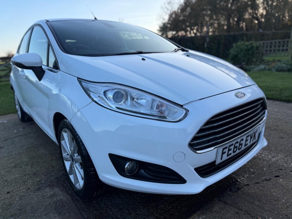 View FORD FIESTA 1.5 TDCi Titanium Euro 6 5dr