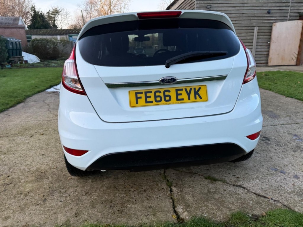FORD FIESTA