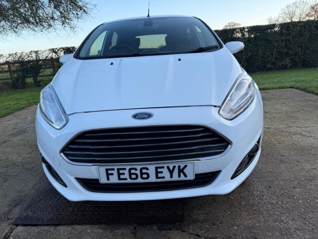 View FORD FIESTA 1.5 TDCi Titanium Euro 6 5dr