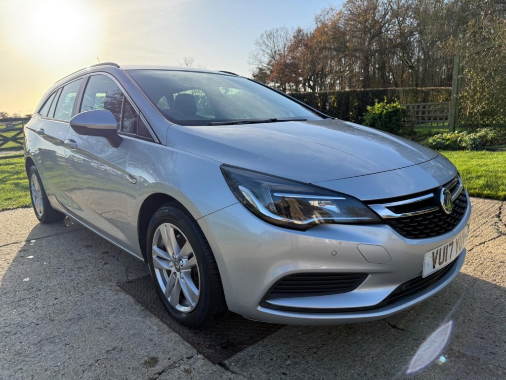 View VAUXHALL ASTRA 1.6 CDTi ecoFLEX Design Sports Tourer Euro 6 (s/s) 5dr