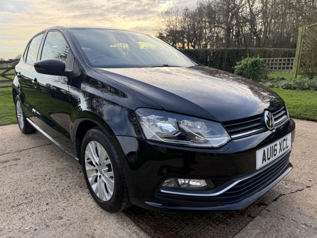 View VOLKSWAGEN POLO 1.2 TSI BlueMotion Tech SE Euro 6 (s/s) 5dr