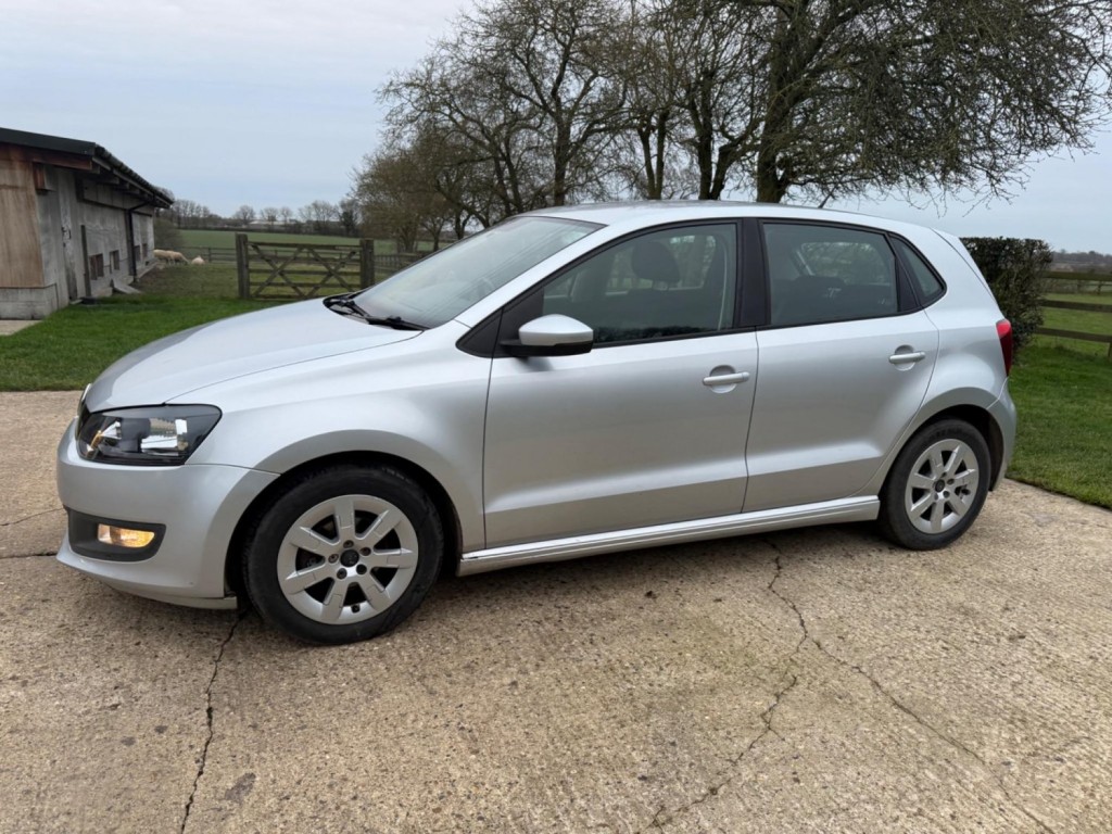 VOLKSWAGEN POLO