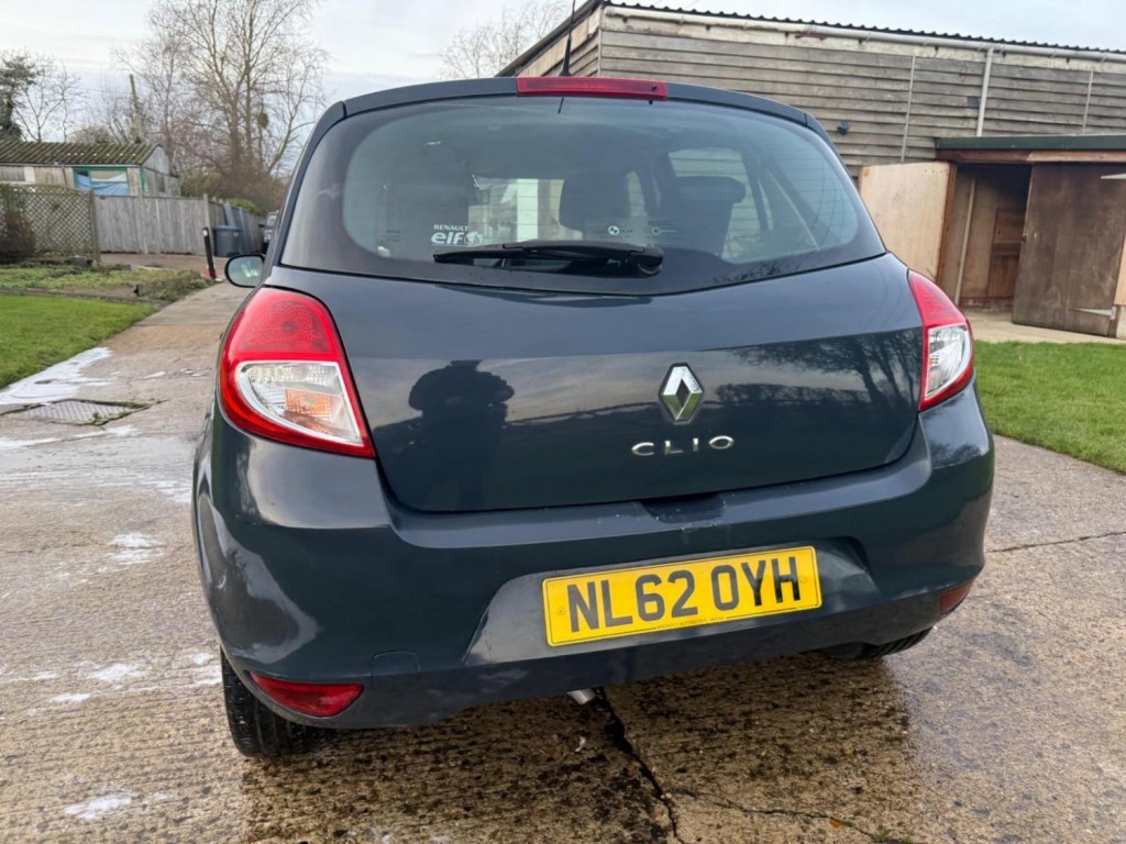 RENAULT CLIO