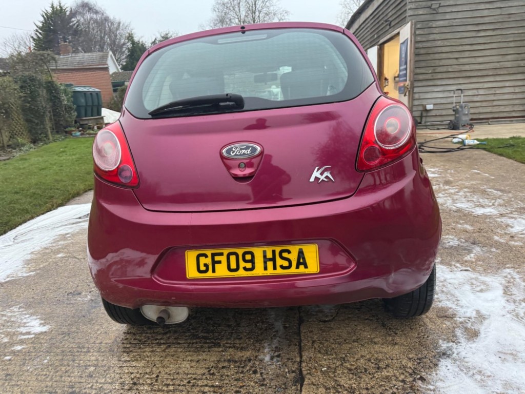 FORD KA
