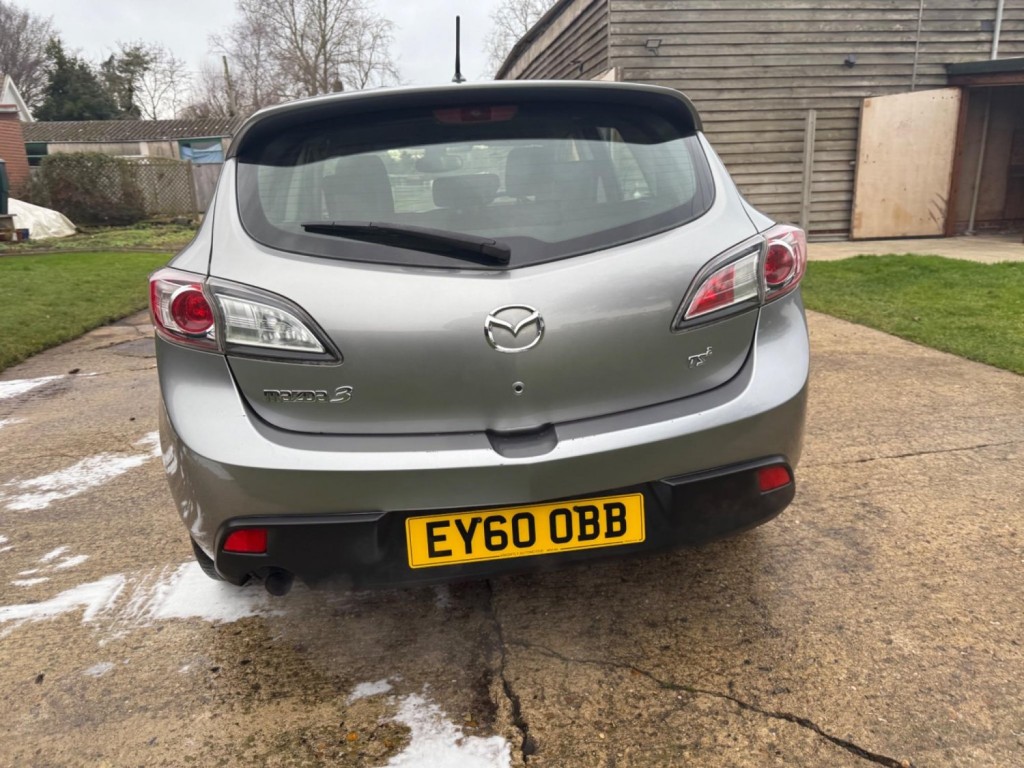 MAZDA MAZDA3