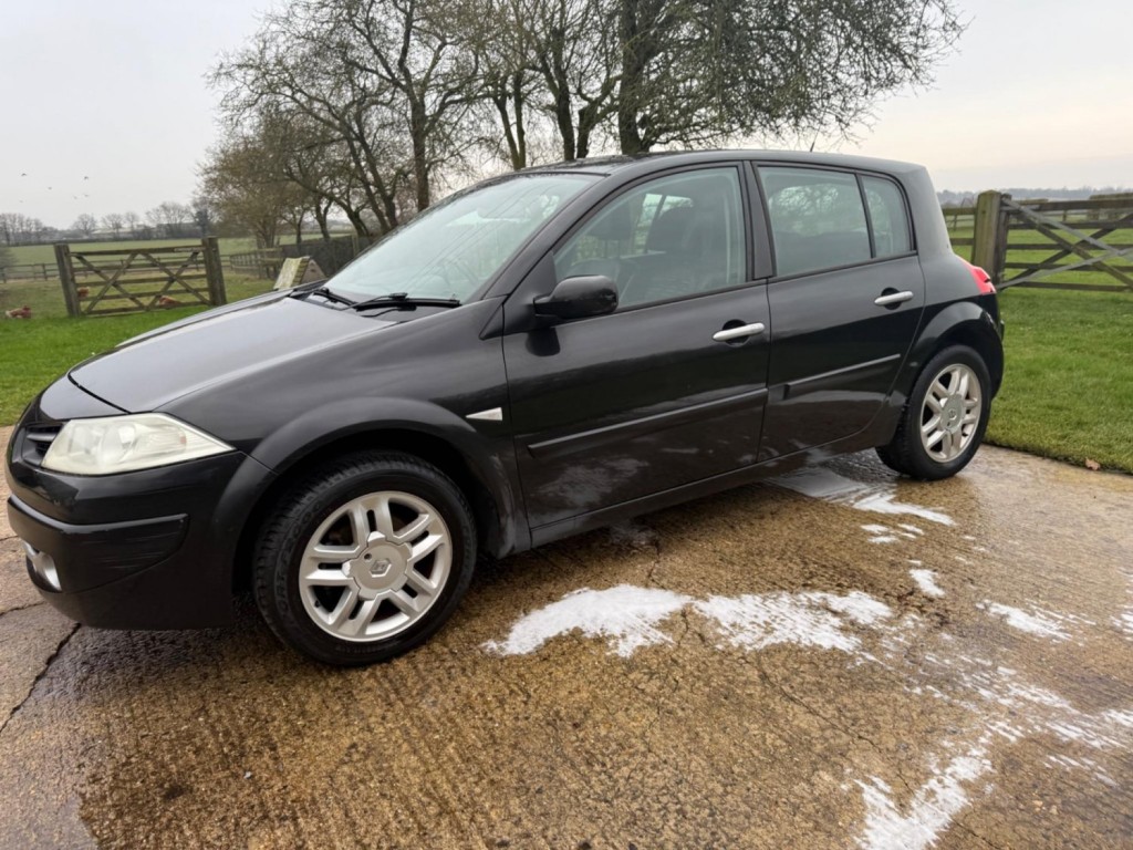 RENAULT MEGANE