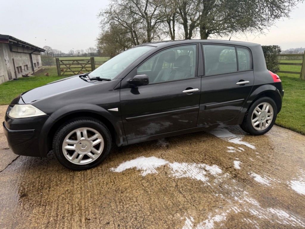 RENAULT MEGANE