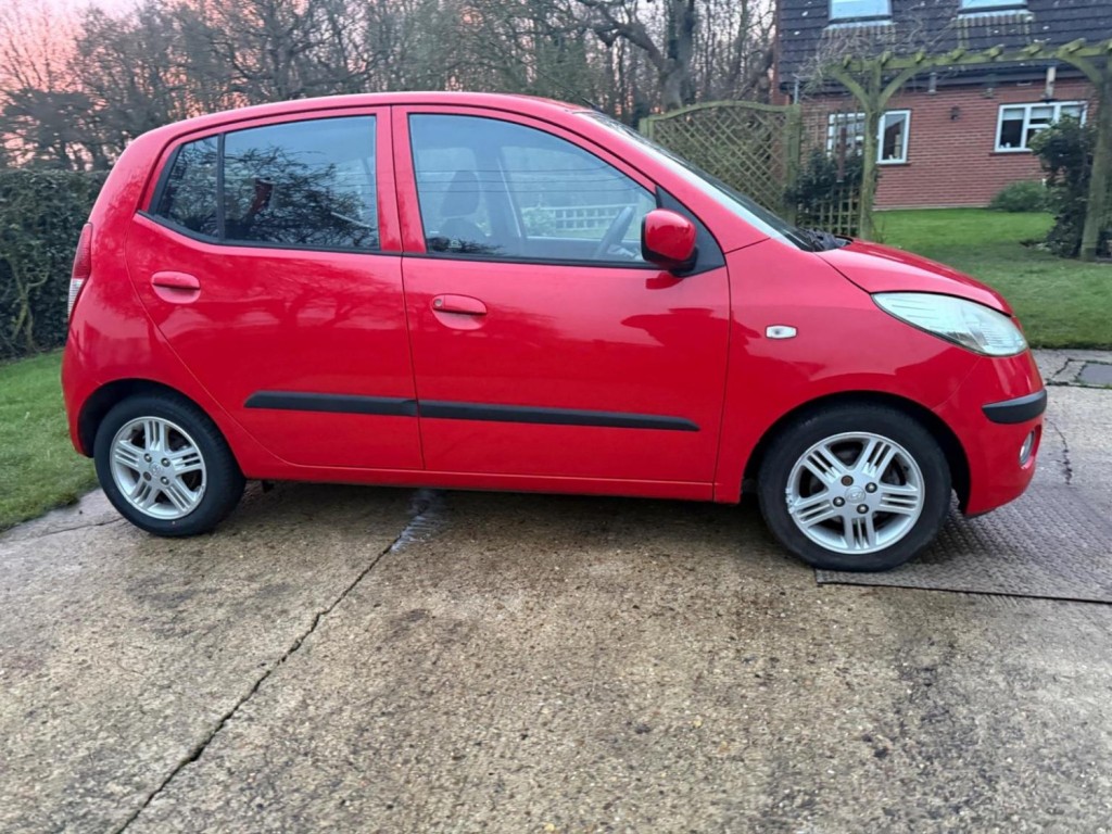 HYUNDAI I10