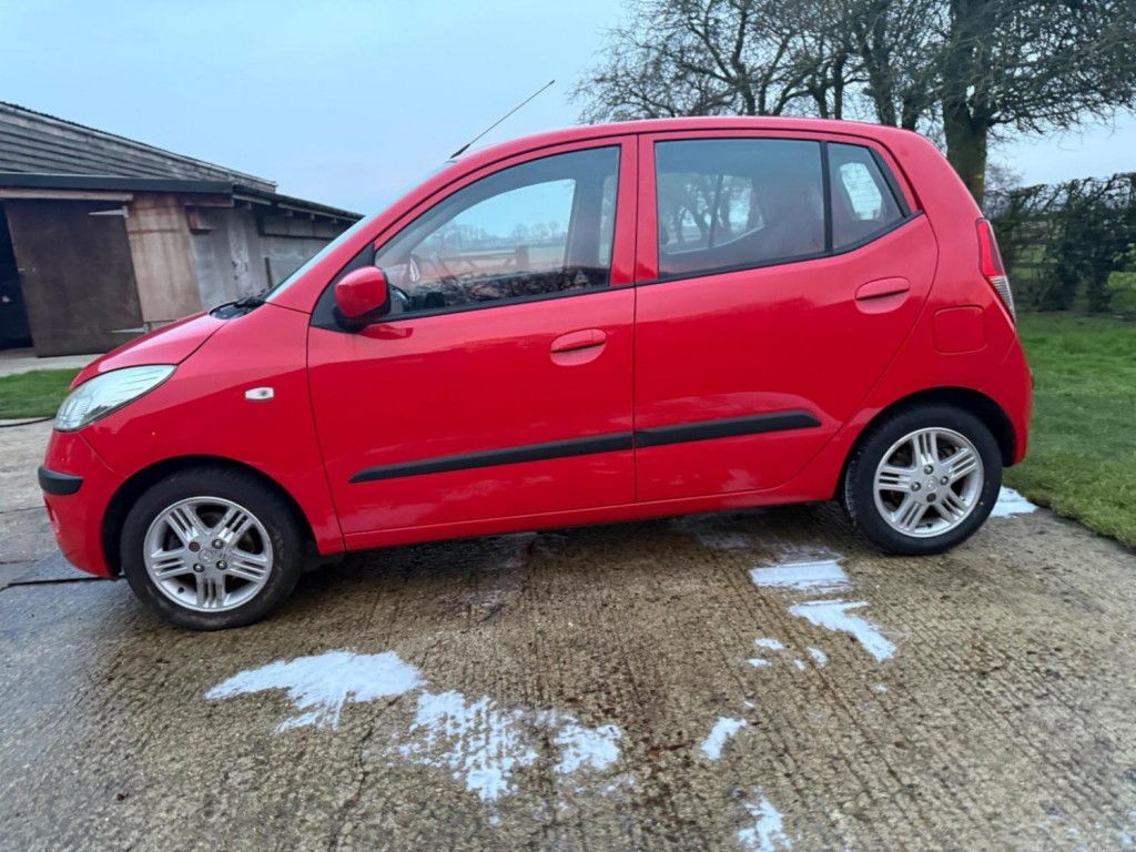 HYUNDAI I10