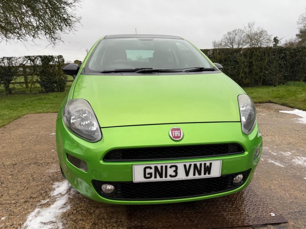 View FIAT PUNTO 0.9 TwinAir Euro 5 (s/s) 3dr