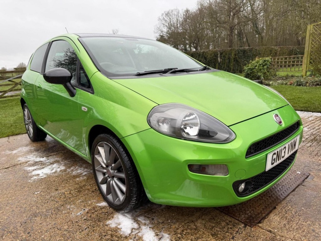 View FIAT PUNTO 0.9 TwinAir Euro 5 (s/s) 3dr