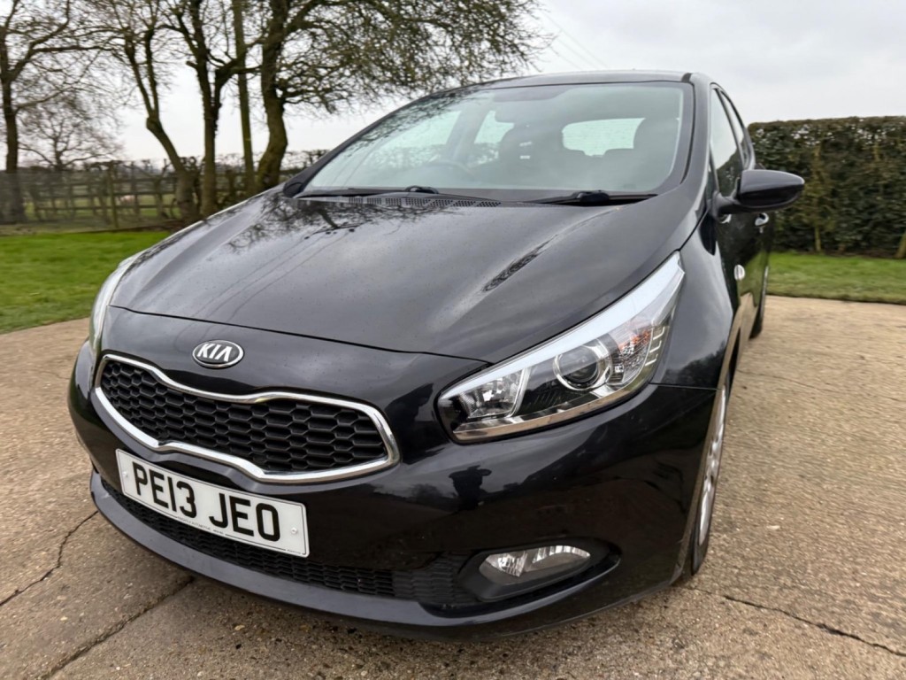 View KIA CEED 1.4 CRDi 1 Euro 5 5dr