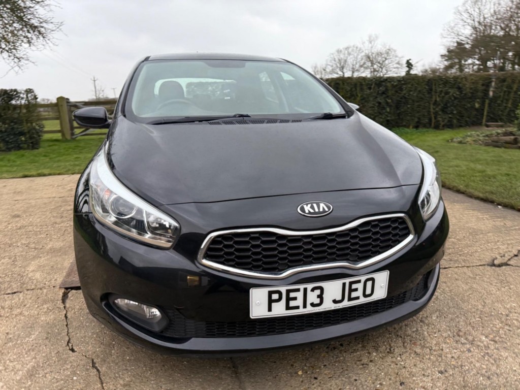 View KIA CEED 1.4 CRDi 1 Euro 5 5dr