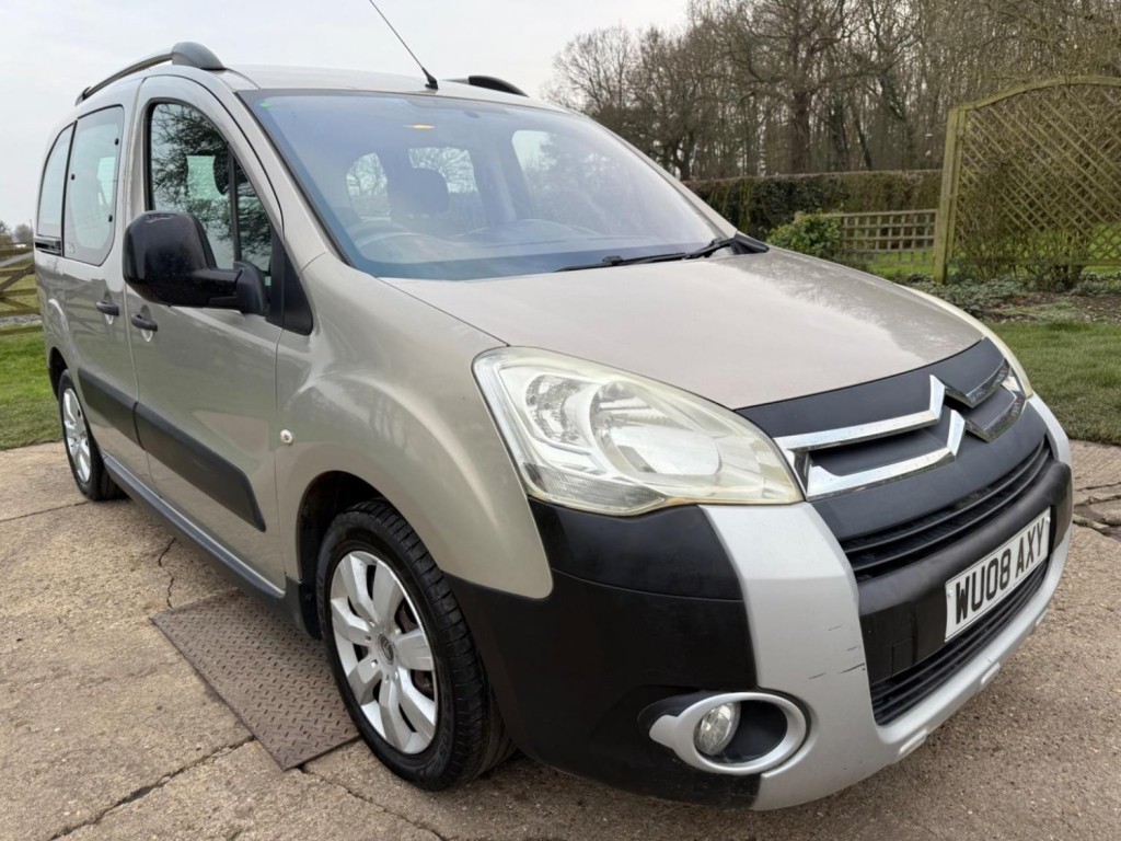 View CITROEN BERLINGO 1.6 HDi XTR Multispace MPV Euro 4 5dr