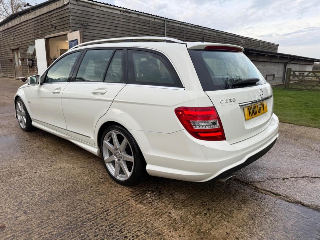 MERCEDES-BENZ C CLASS