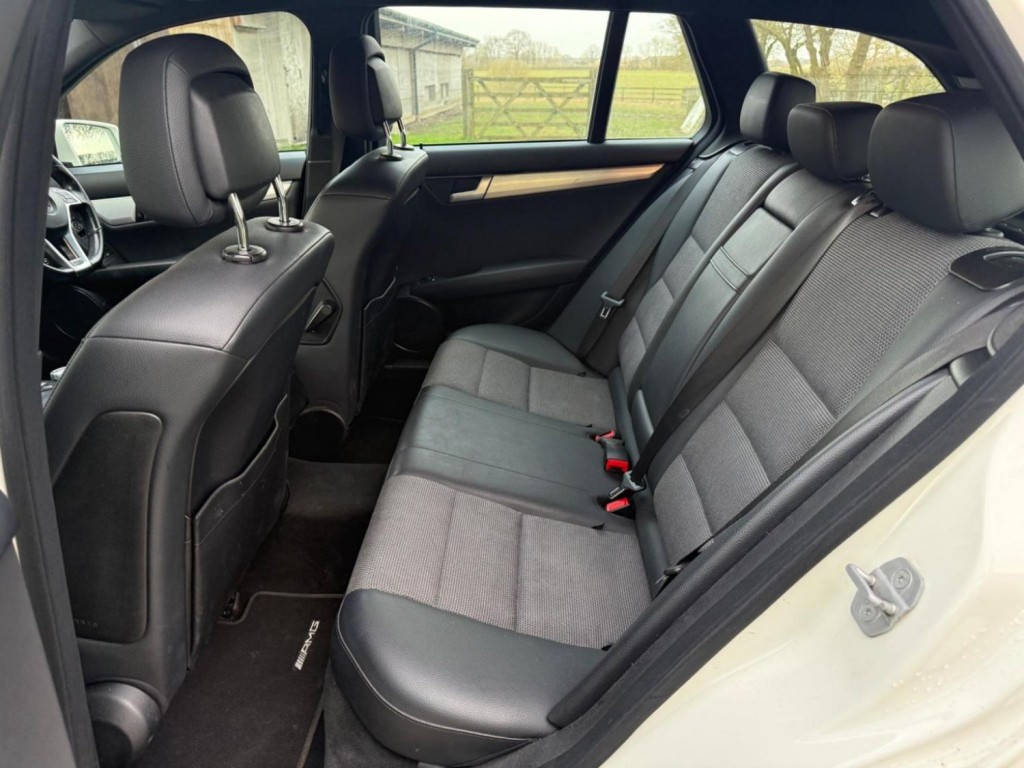 MERCEDES-BENZ C CLASS