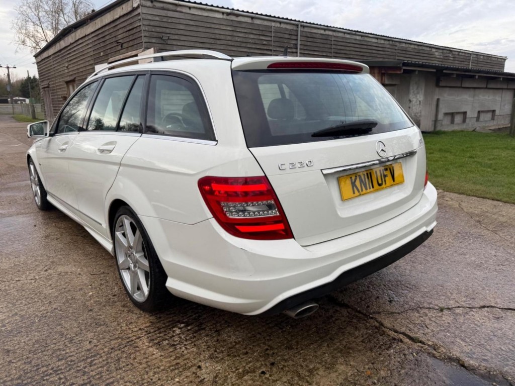 MERCEDES-BENZ C CLASS