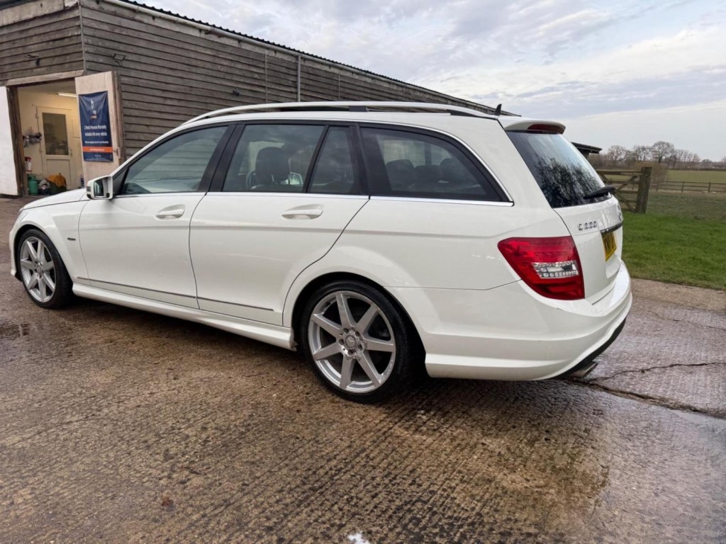 MERCEDES-BENZ C CLASS