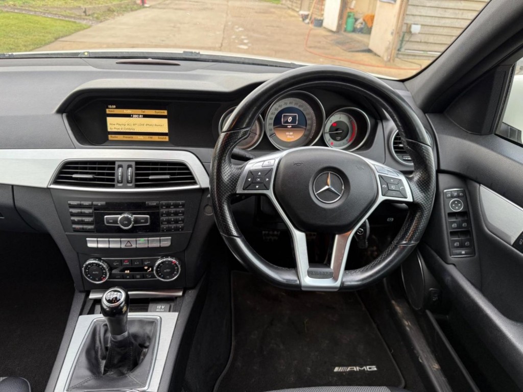 MERCEDES-BENZ C CLASS