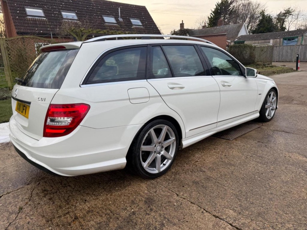 MERCEDES-BENZ C CLASS