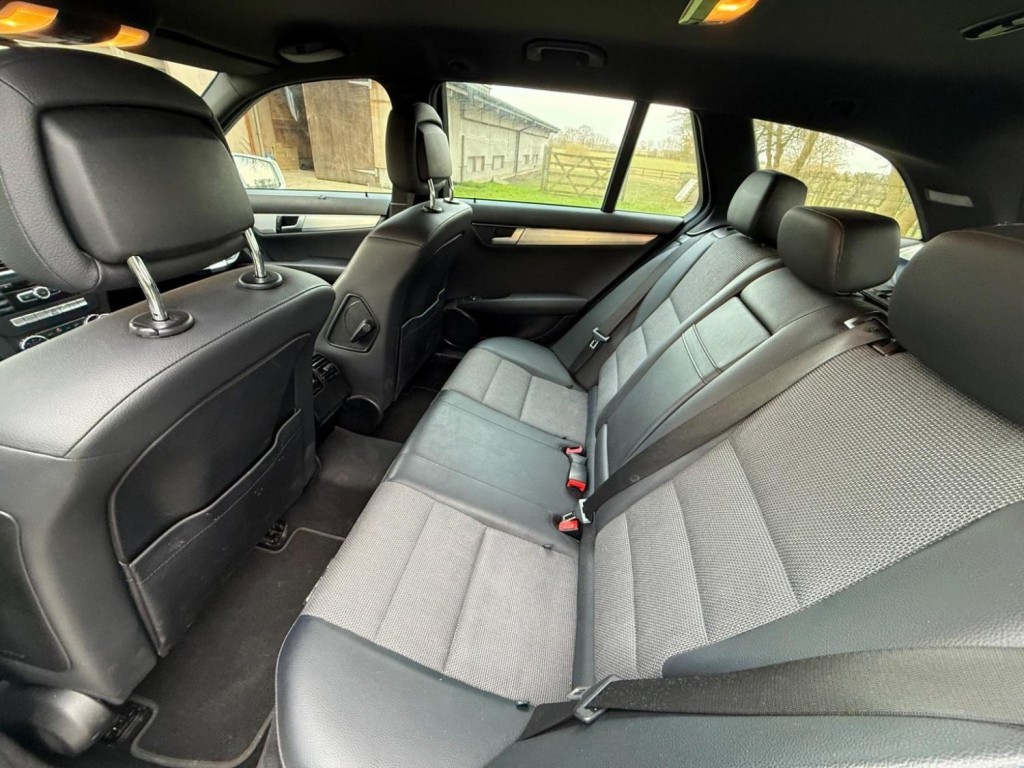 MERCEDES-BENZ C CLASS