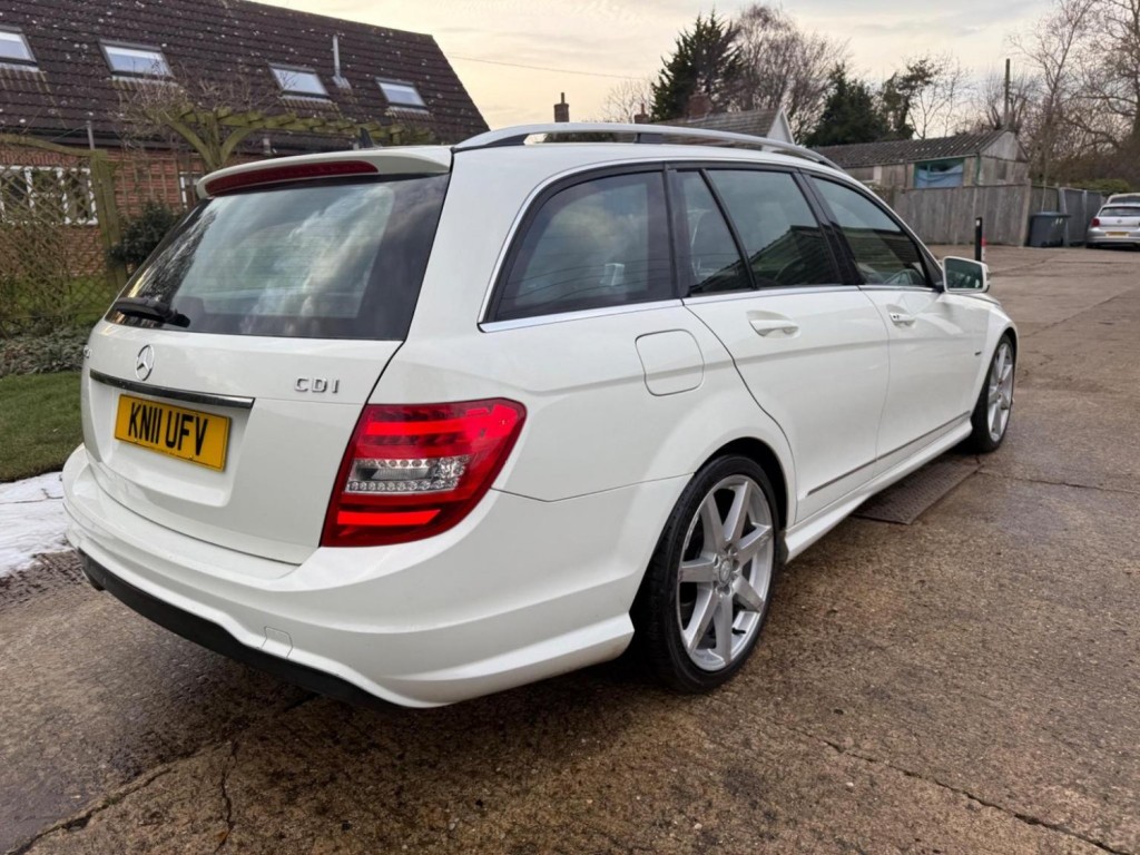 MERCEDES-BENZ C CLASS