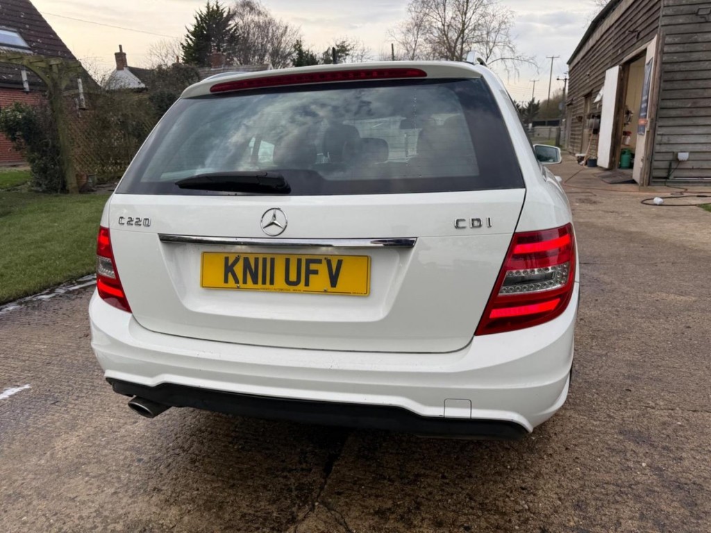 MERCEDES-BENZ C CLASS