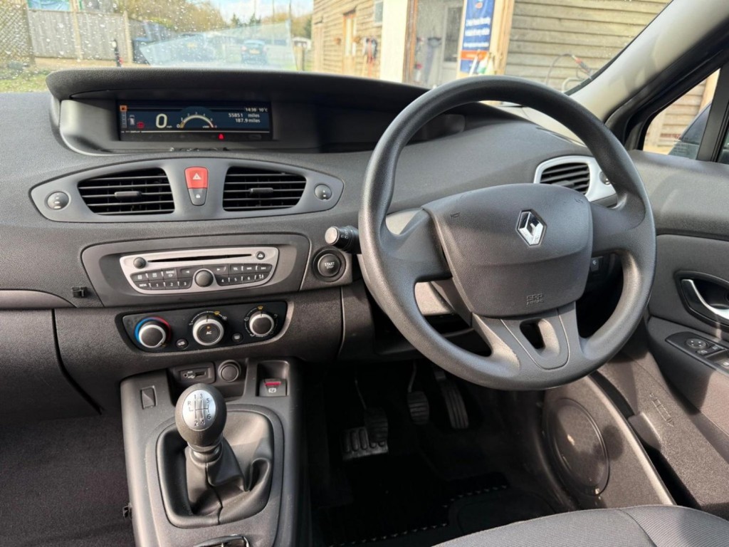 RENAULT SCENIC