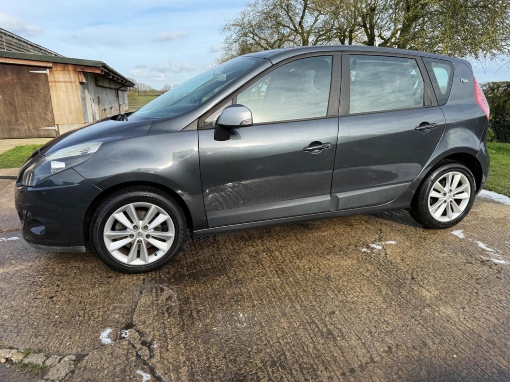 RENAULT SCENIC