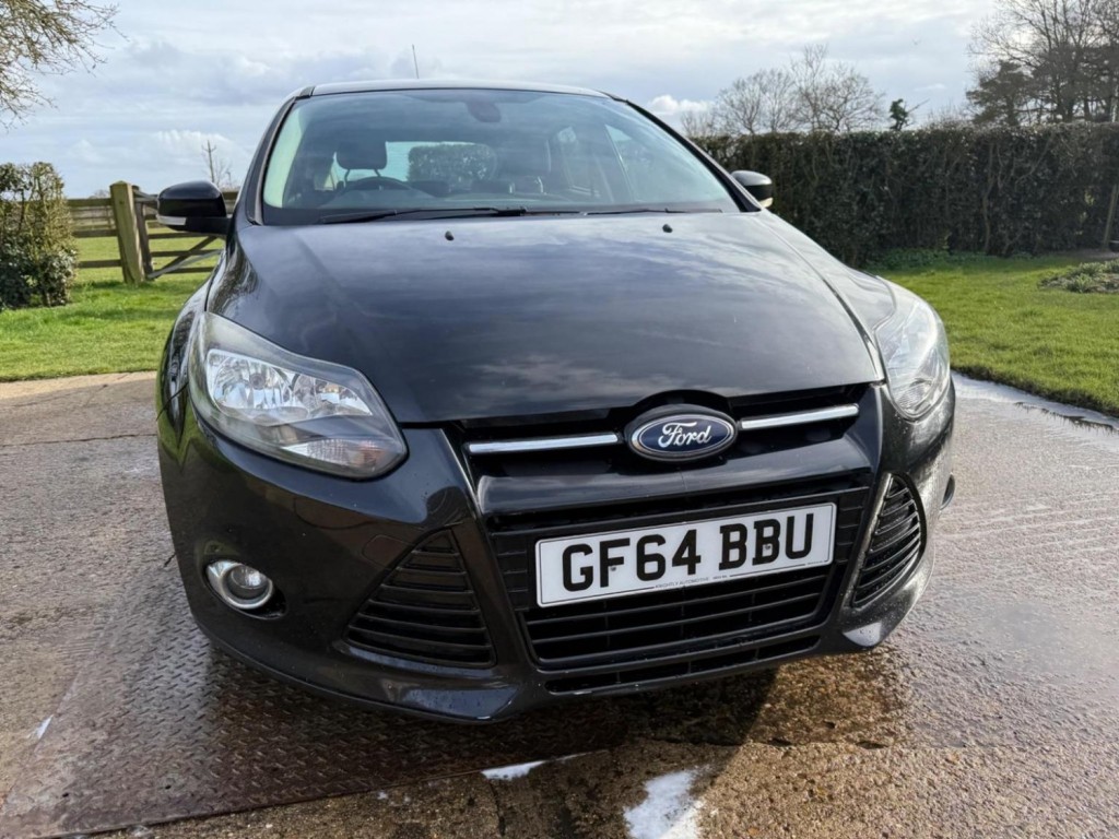 View FORD FOCUS 1.6 TDCi Titanium Navigator Euro 5 (s/s) 5dr