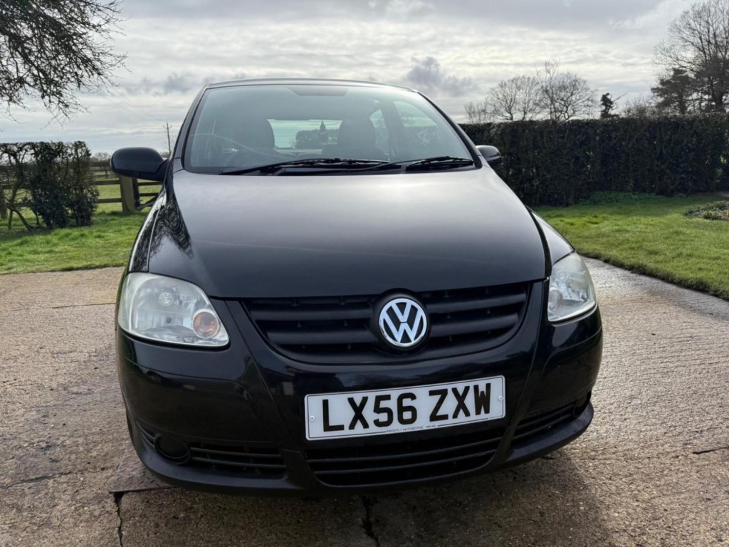 View VOLKSWAGEN FOX 1.2 6V Urban Fox Euro 4 3dr