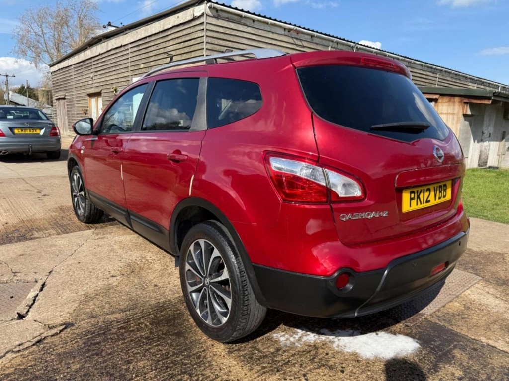 NISSAN QASHQAI+2