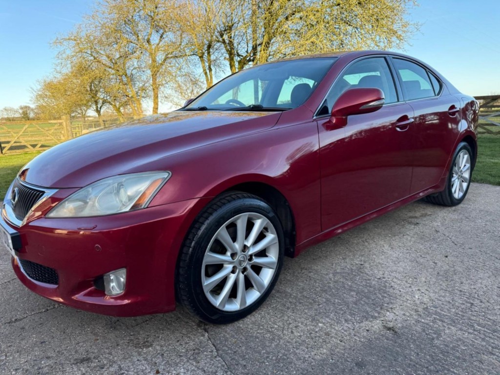 View LEXUS IS 2.2 220TD SE-L 4dr