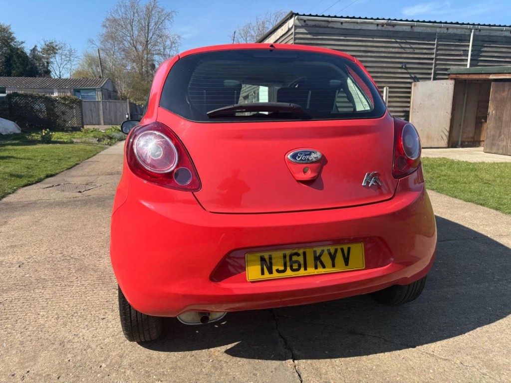FORD KA
