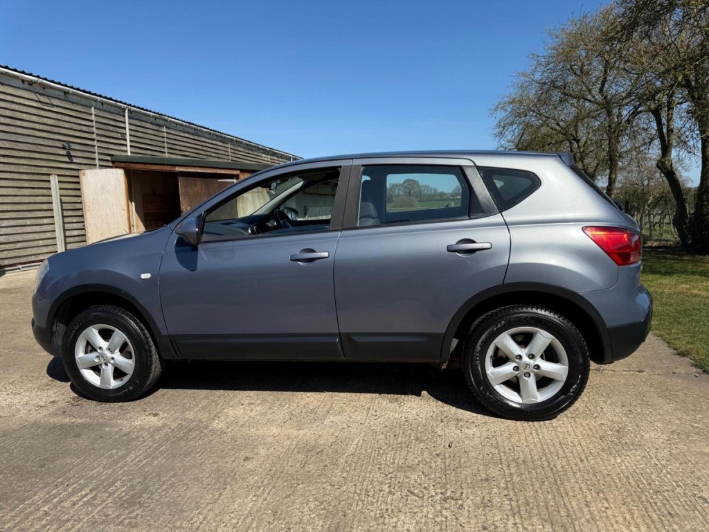 NISSAN QASHQAI