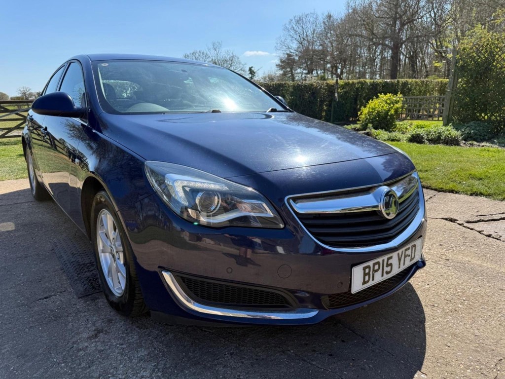 VAUXHALL INSIGNIA