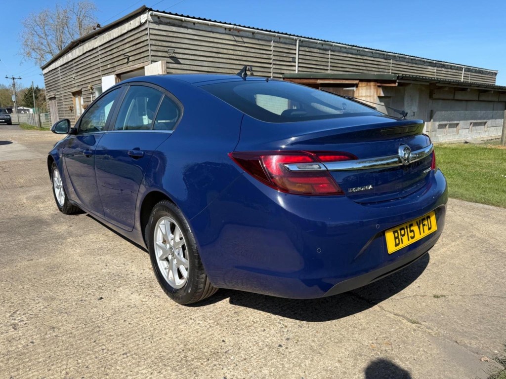 VAUXHALL INSIGNIA
