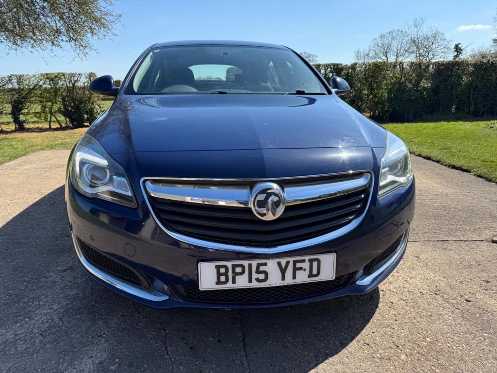 VAUXHALL INSIGNIA