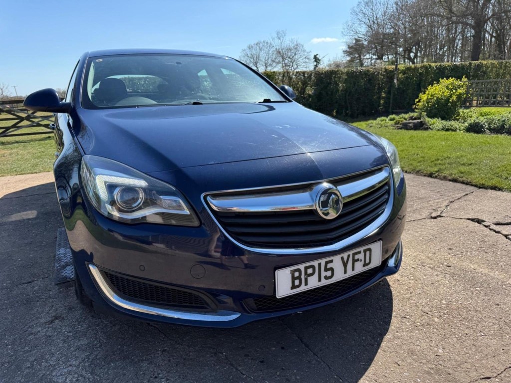 VAUXHALL INSIGNIA
