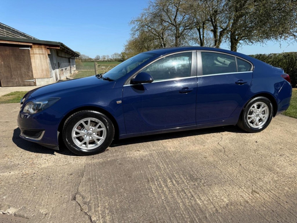 VAUXHALL INSIGNIA