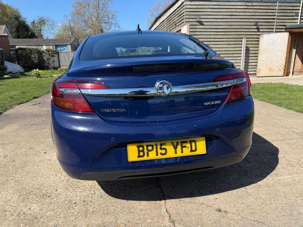VAUXHALL INSIGNIA