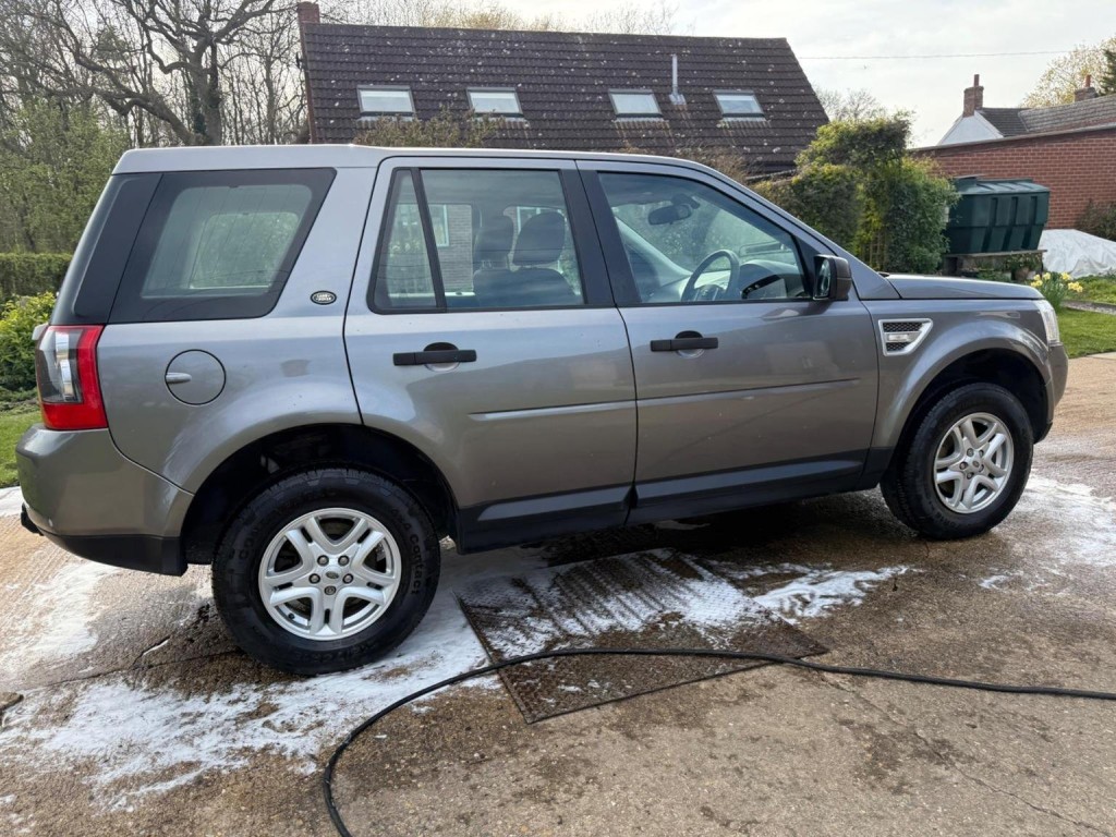 LAND ROVER FREELANDER 2