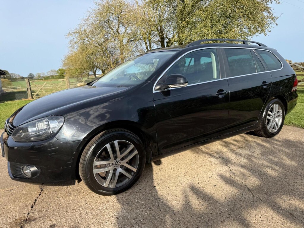 View VOLKSWAGEN GOLF 2.0 TDI Sportline Euro 5 5dr