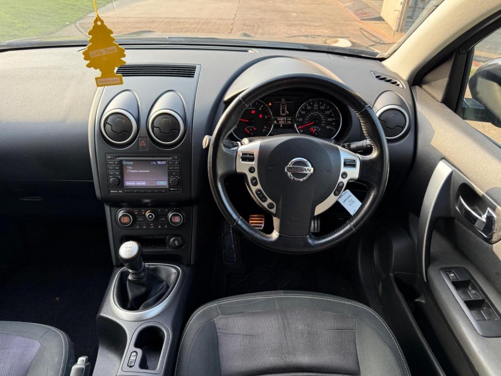NISSAN QASHQAI